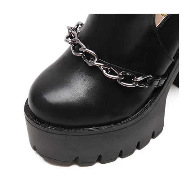 Zapatos de mujer de tacón con punta redonda.