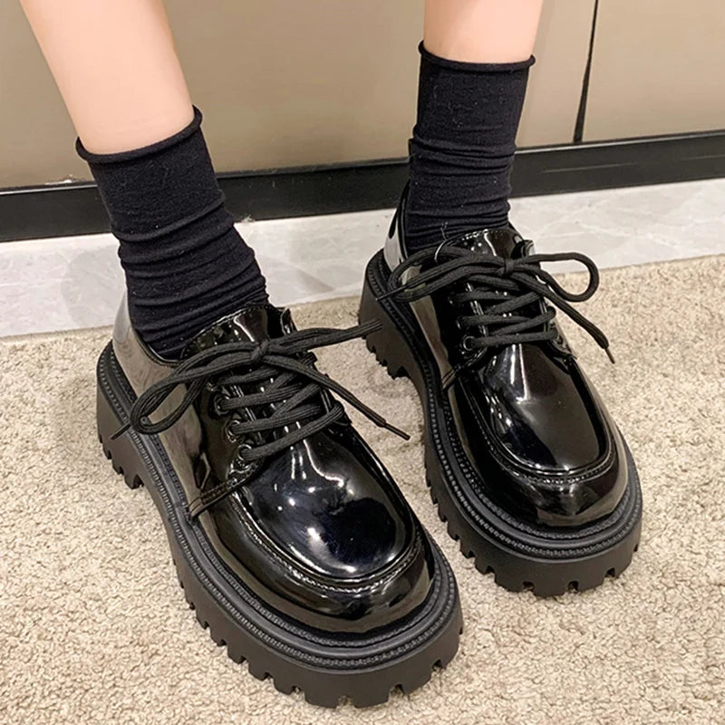 Zapatos con plataforma punky spring - negro brillo