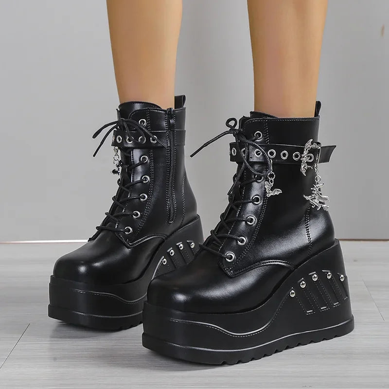 Wysokie czarne buty abyssal