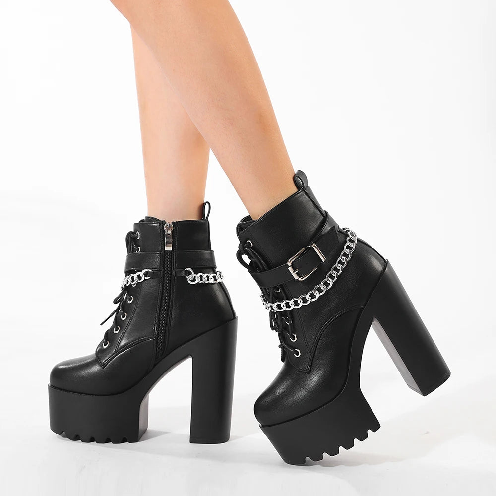 Wysokie buty z łańcuszkiem - czarne
