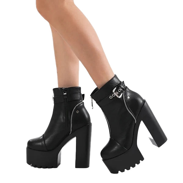 Gothic high heel shoes with metal buckle