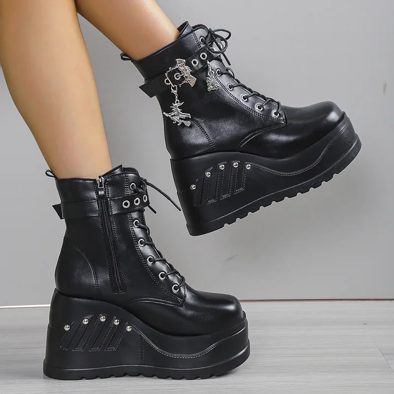 Wysokie czarne buty abyssal