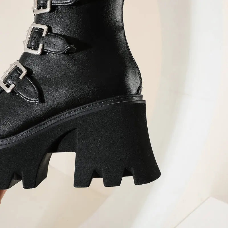 ZAPATOS GÓTICOS NEGROS SUELA GRUESA