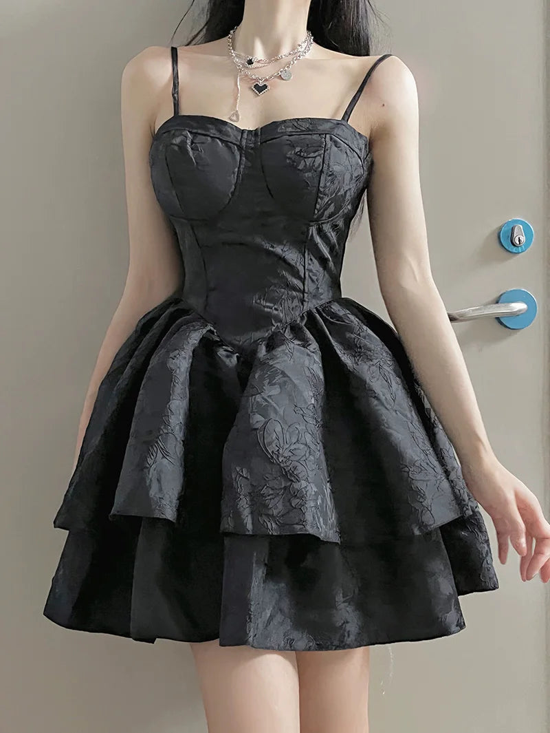 Czarna sukienka gotycka Lolita