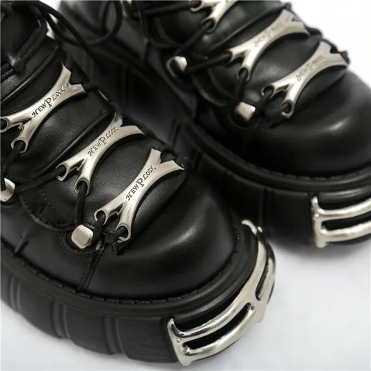 GOTHIC SHOES ON PLATFORM WITH METAL REINFORCEMENT 6 CM