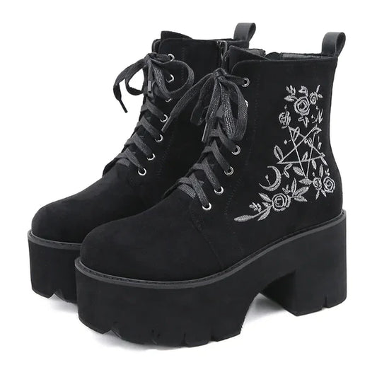 Suede gothic shoes - black