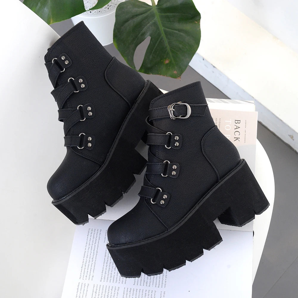 Gothic platform shoes with buckles