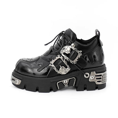 WOMEN'S GOTHIC SHOES WITH METAL DECORATIONS