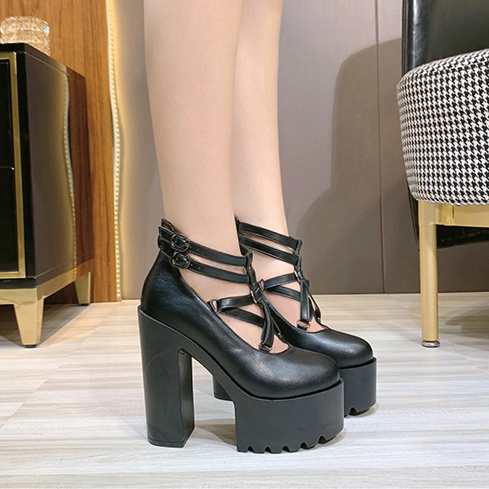 Elegant wedge heels