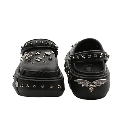 Flip-flops with studs in a dark style