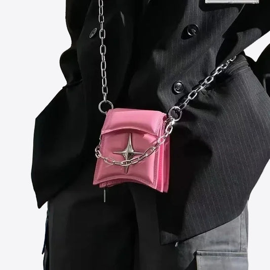 Bolso con cadena y cruz - rosa